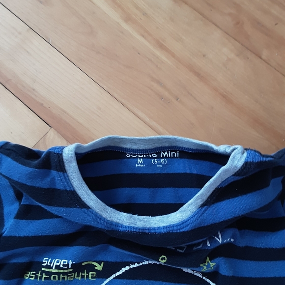 Souris mini pyjamas size 5-6 - Picture 3 of 4